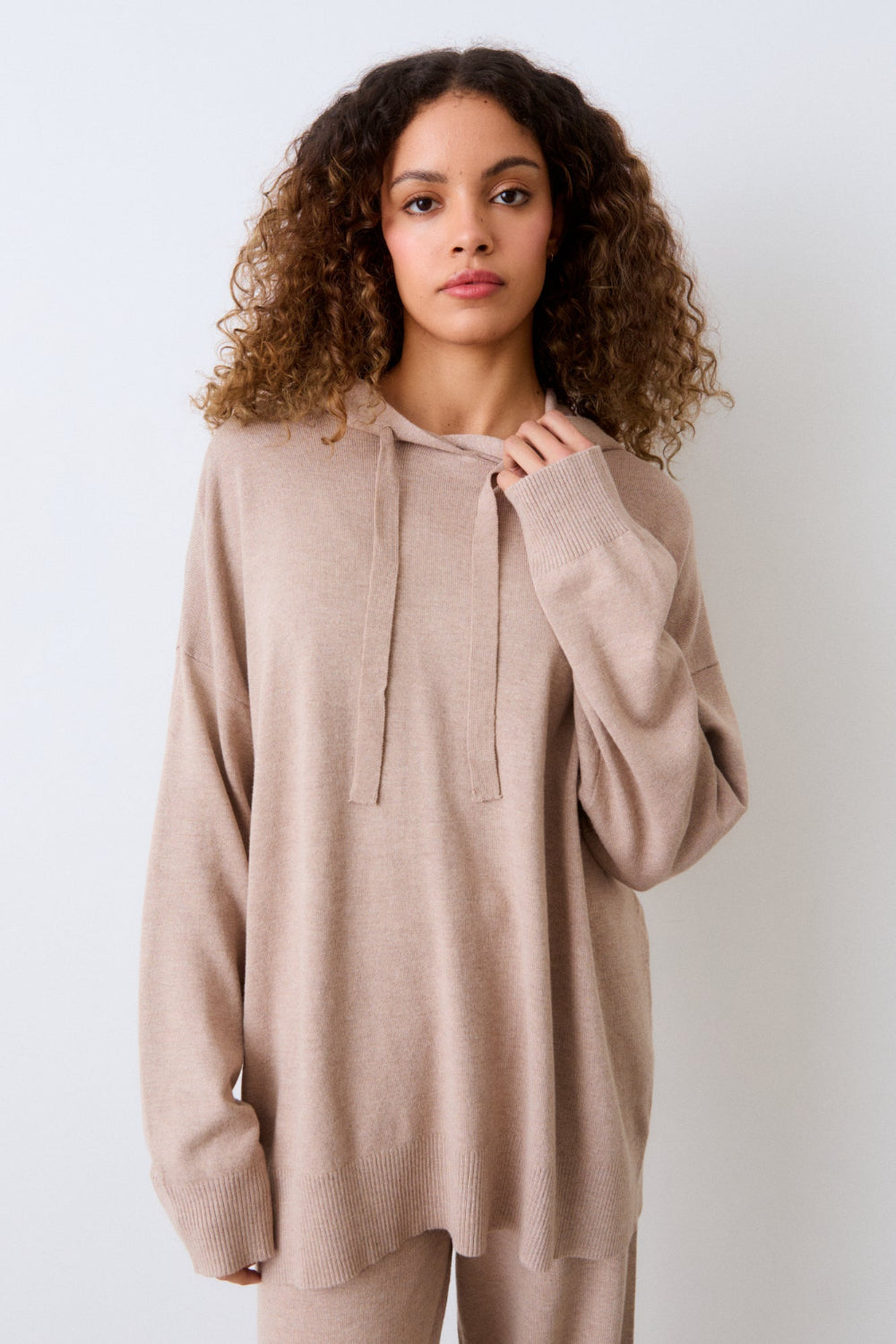 MOVESGOOD - Hommi Hood - NEW