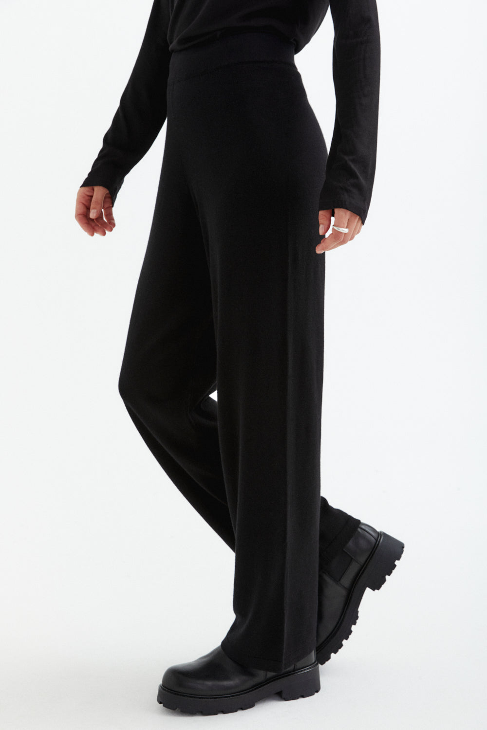 MOVESGOOD - Kim Wide Trousers