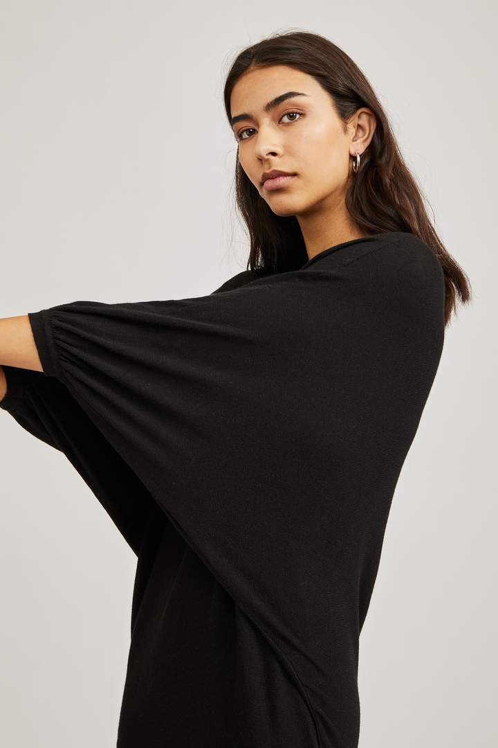 MOVESGOOD - Chia Poncho