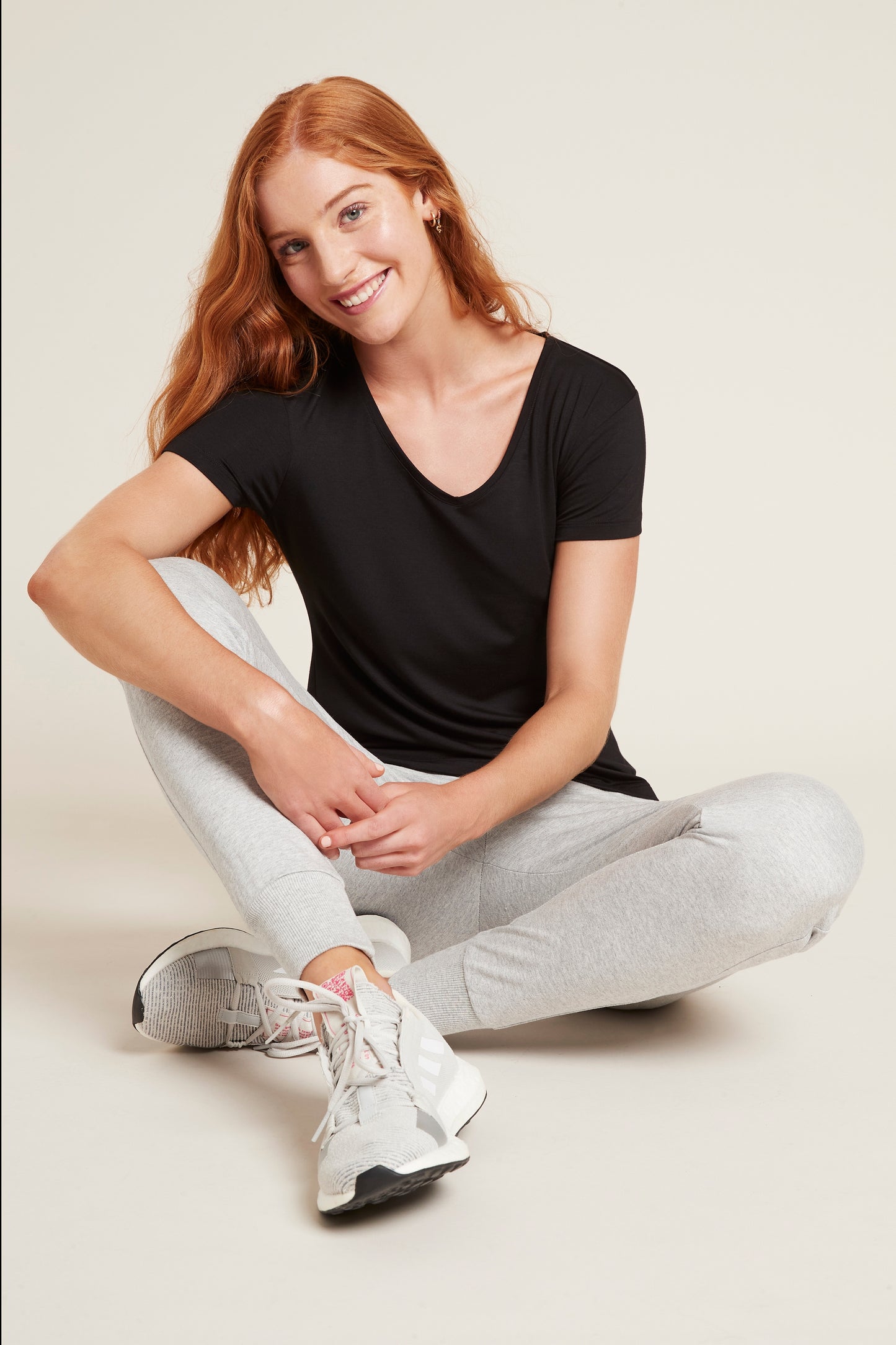 BOODY - Women's V-Neck T-Paita