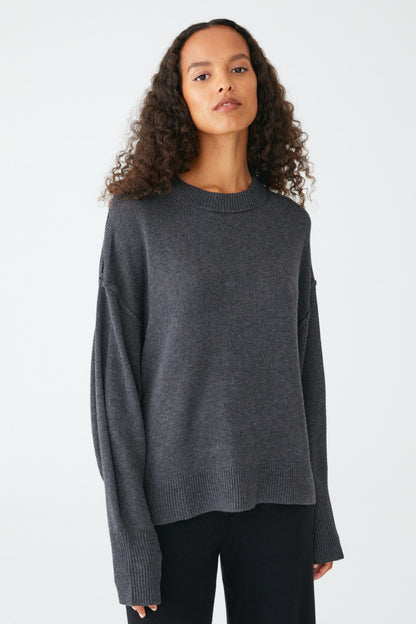 MOVESGOOD - Clara Sweater